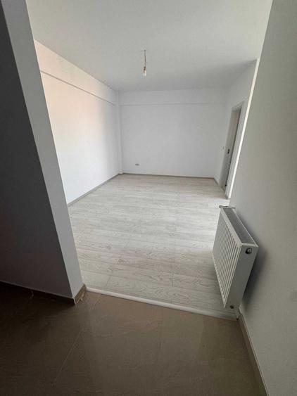 Garsonieră decomandată în Valea Lupului