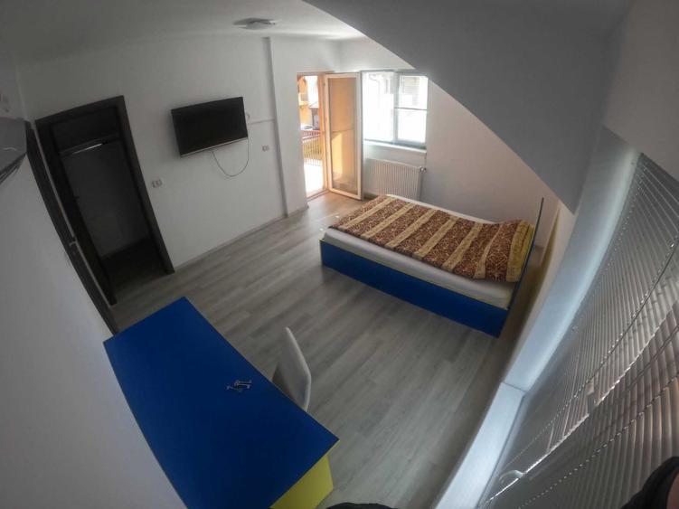 Casă cu 4 camere în Vladimirescu