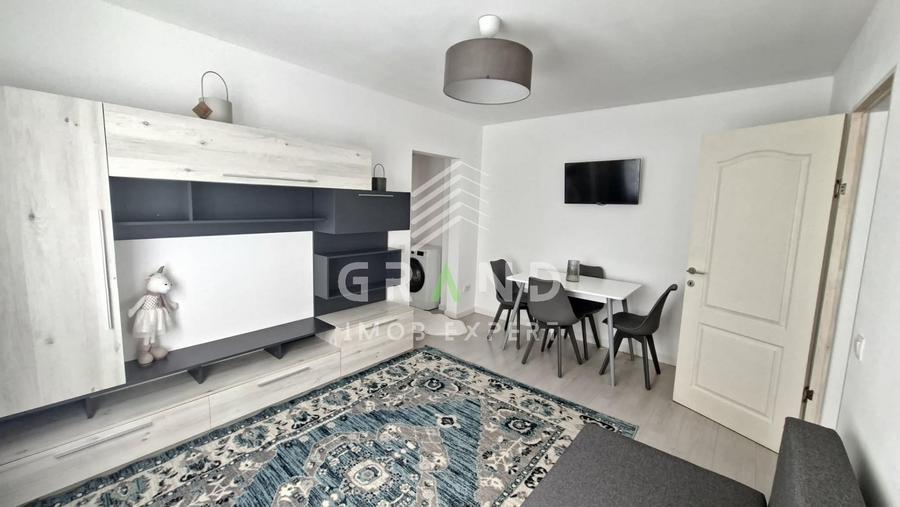 Apartament cu 2 camere semidecomandat, mobilat în Mănăștur