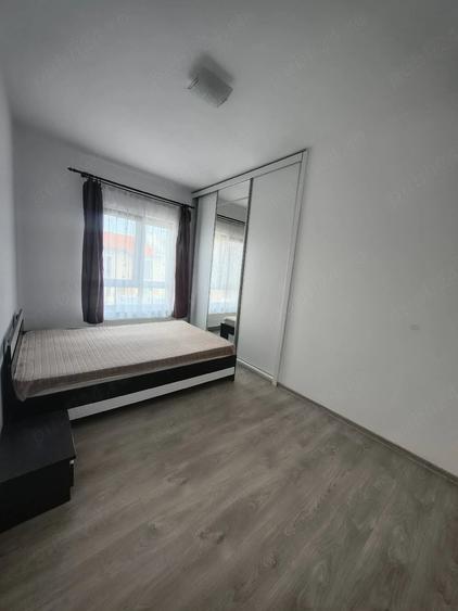 Apartament cu 3 camere decomandat în Giroc