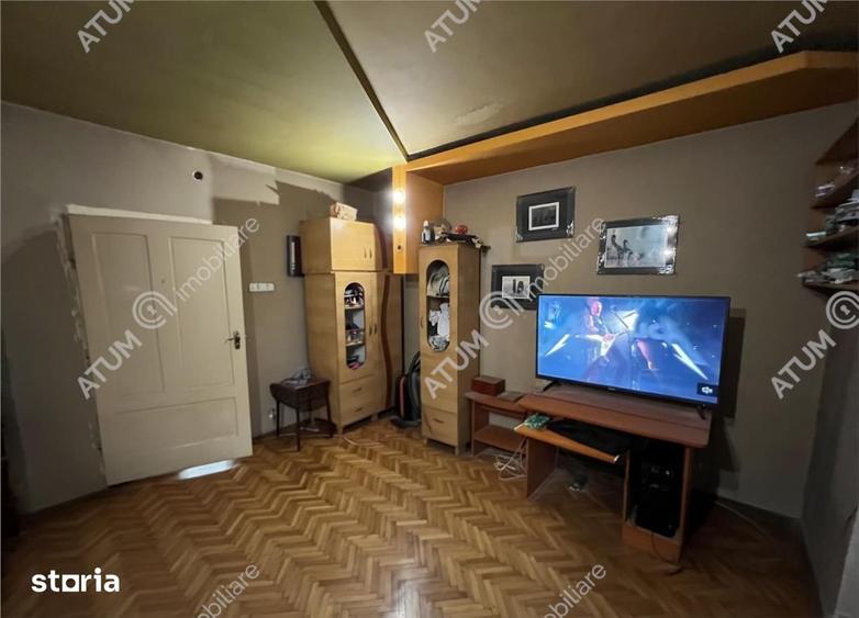Casă cu 3 camere cu Teren 310 Mp în Trei Stejari