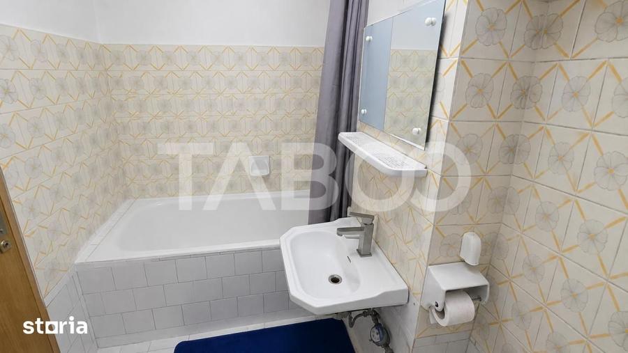 Apartament cu 2 camere decomandat în Ștrand