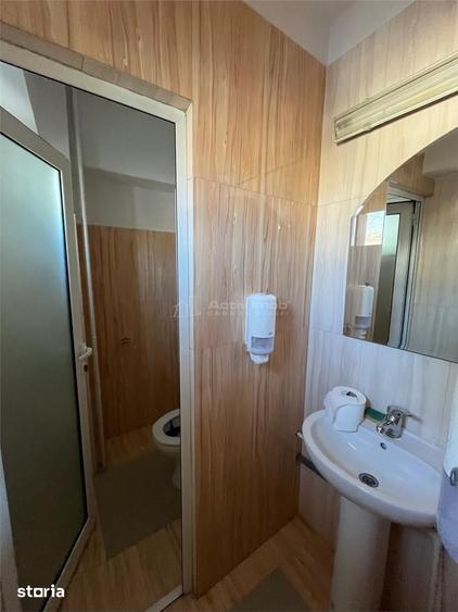 Spațiu comercial, de 260 mp, în Port
