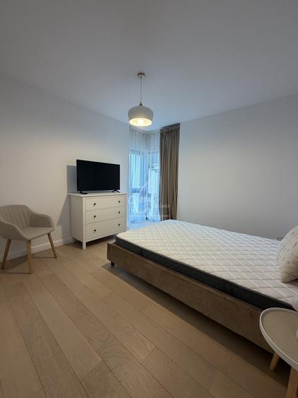 Apartament cu 2 camere semidecomandat, mobilat în Aviației