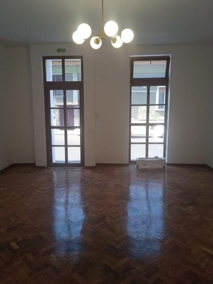 Spațiu comercial, de 50 mp, în Ultracentral