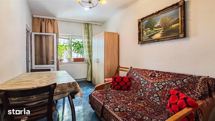 Apartament cu 3 camere decomandat în Sud