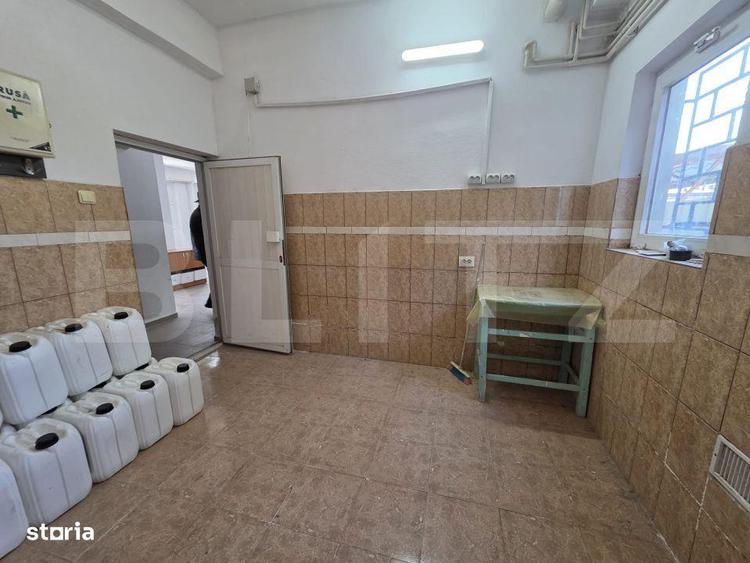 Spațiu comercial, de 250 mp, în Răzvad