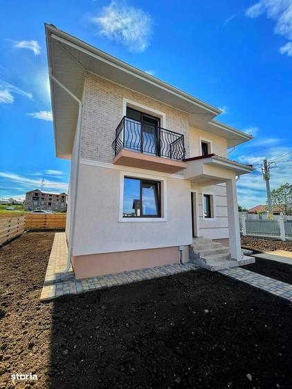 Casă cu 4 camere în Horpaz