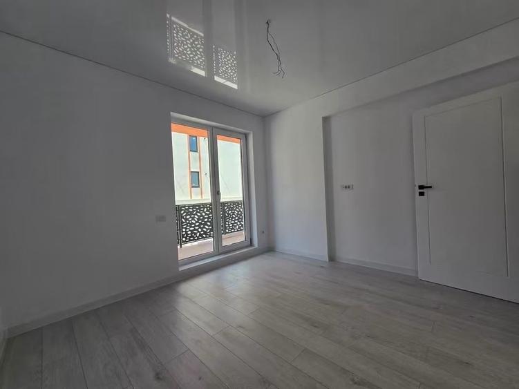 Apartament cu 2 camere decomandat în Dobroești