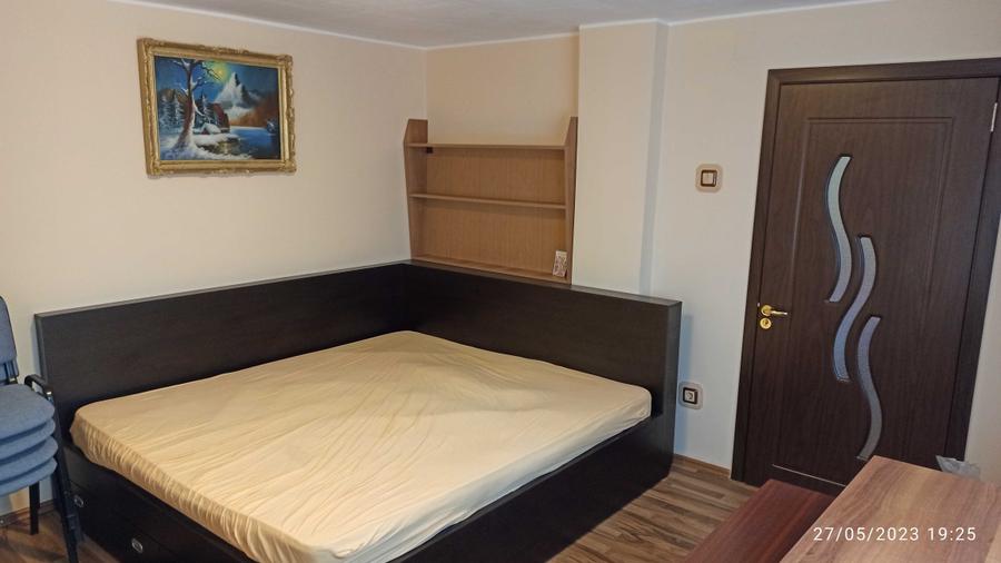 Casă cu 3 camere în Central
