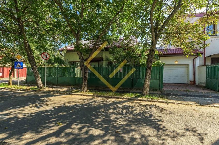 Casă individuală cu 4 camere cu Garaj în Dămăroaia