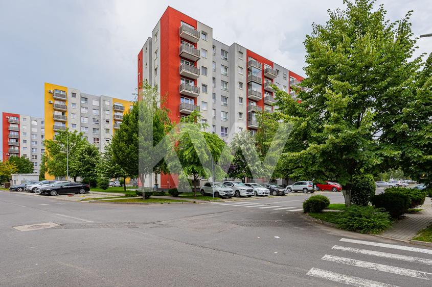 Apartament cu 3 camere decomandat, mobilat în Avantgarden