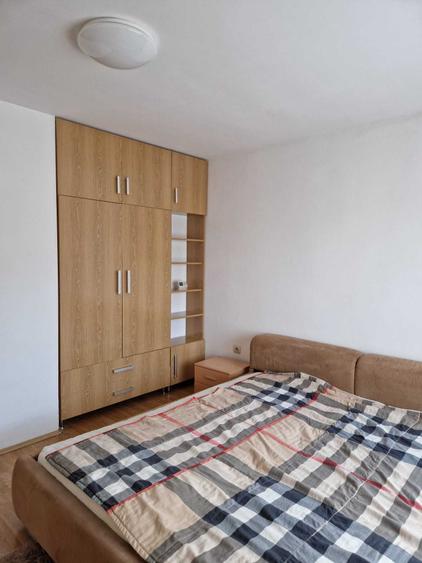 Apartament cu 3 camere în Florești
