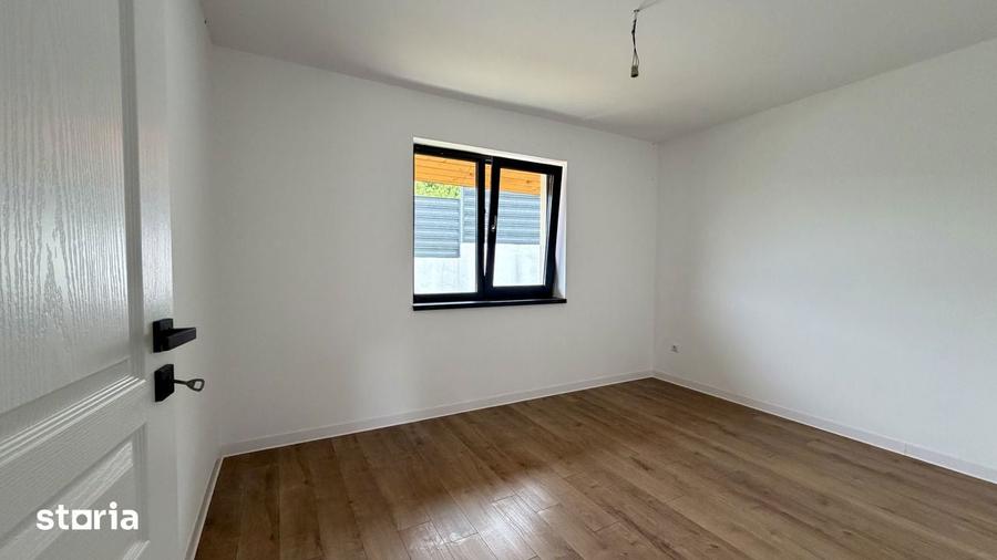 Casă cu 4 camere cu Teren 540 Mp în Ciurea