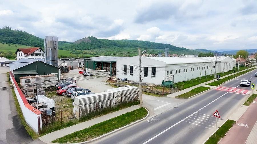 Spațiu comercial, de 11,942 mp, în Central