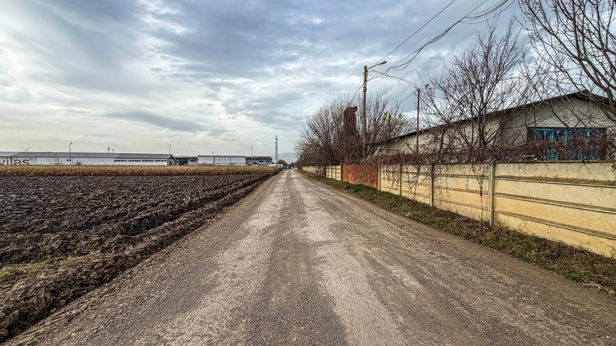 Teren Construcții intravilan de 11600 mp, în Stupini