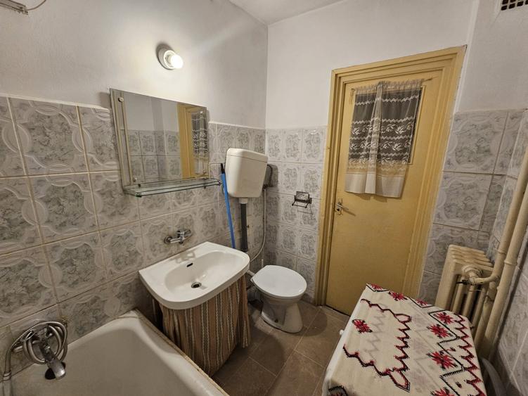 Apartament cu 3 camere în Giulești