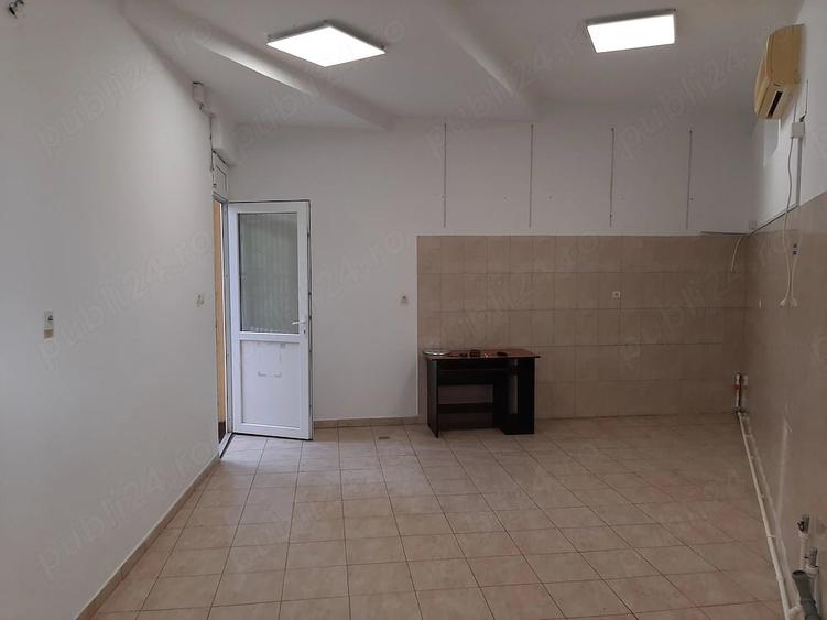 Spațiu comercial, de 57 mp, în Central