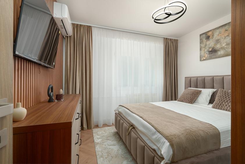 Apartament cu 2 camere semidecomandat, mobilat în Universitate