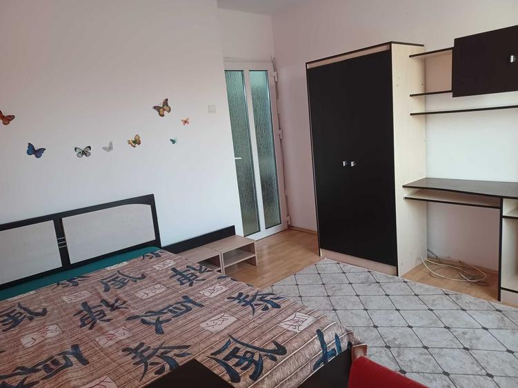 Apartament cu 2 camere decomandat în Tudor
