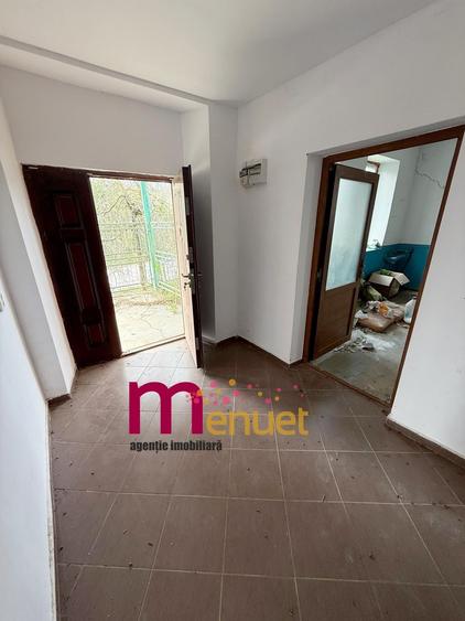 Casă cu 2 camere cu Teren 1167 Mp în Ciucurova