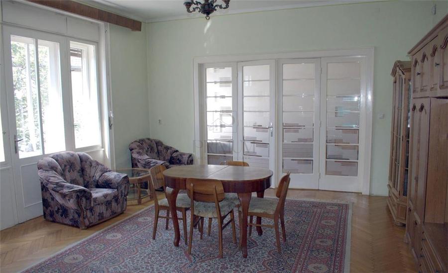 BALCESCU - 4 CAMERE - ETAJ 1 - SPATIOS - 2 BAI - DEBARA - TERASA - ISTORIC - - 1