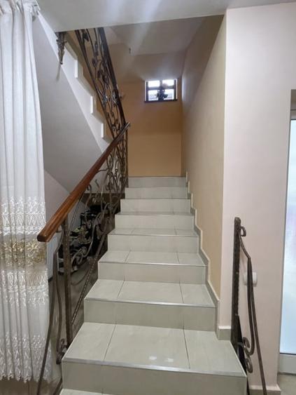 Casă individuală cu 6 camere cu Canalizare în Europa