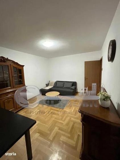 Apartament cu 2 camere decomandat în Bd. Independenței