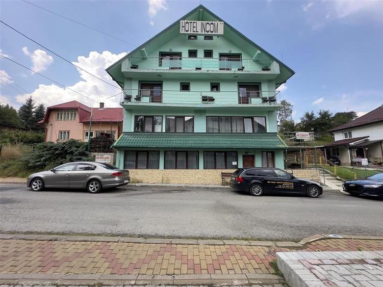 Spațiu comercial, de 1,429 mp, în Central