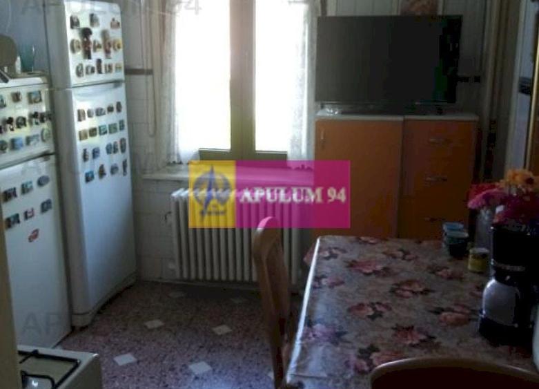 Apartament cu 7 camere decomandat, mobilat în Plevnei