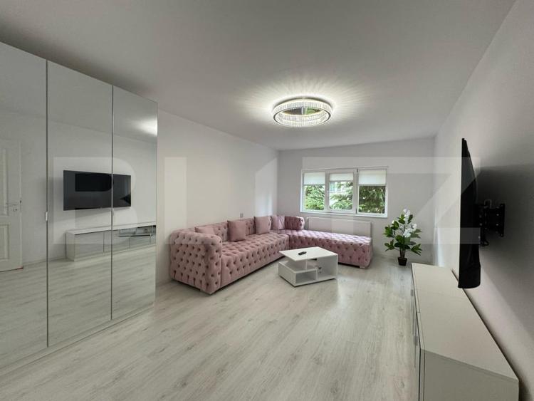 Apartament cu 2 camere decomandat, mobilat în Ultracentral