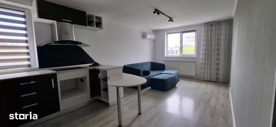 Apartament cu 3 camere în Tomis Nord