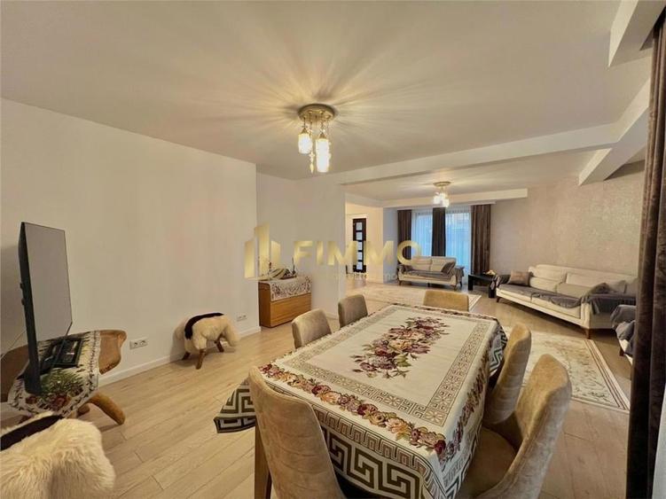 Casă cu 4 camere cu Teren 1400 Mp în Mihoveni