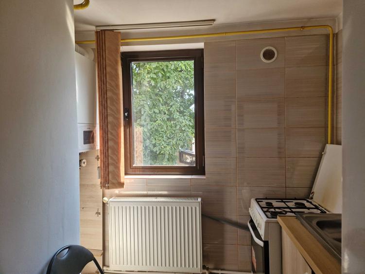 Garsonieră decomandată în Exterior Vest