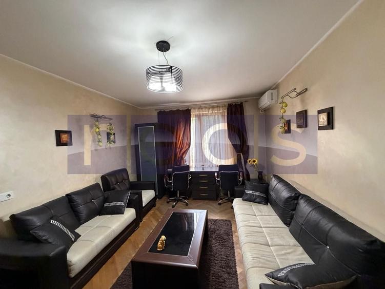 Apartament cu 3 camere, mobilat în P-ța Romană