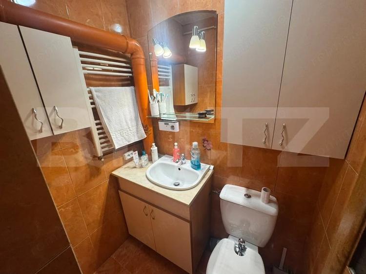 Apartament cu 4 camere decomandat în Zimbru
