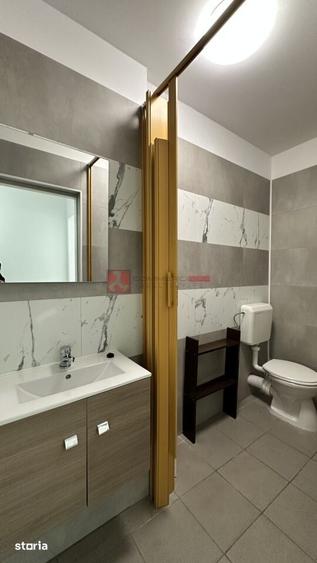 Spațiu comercial, de 160 mp, în Dârste