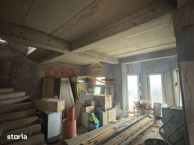Casă cu 4 camere cu Teren 370 Mp în Mărgineni