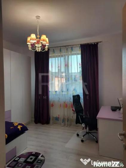 Casă cu 7 camere cu Teren 255 Mp în Titan