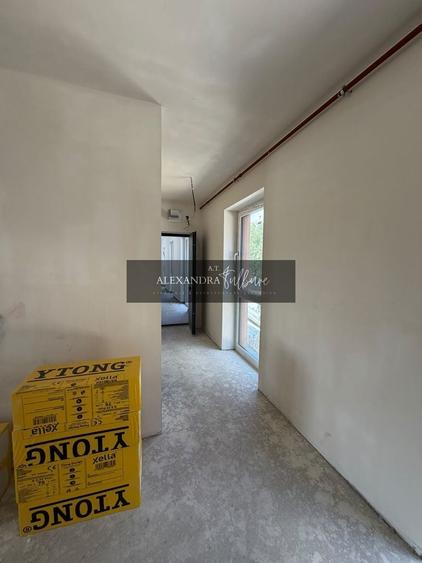 Apartament cu 3 camere semidecomandat în Zorilor