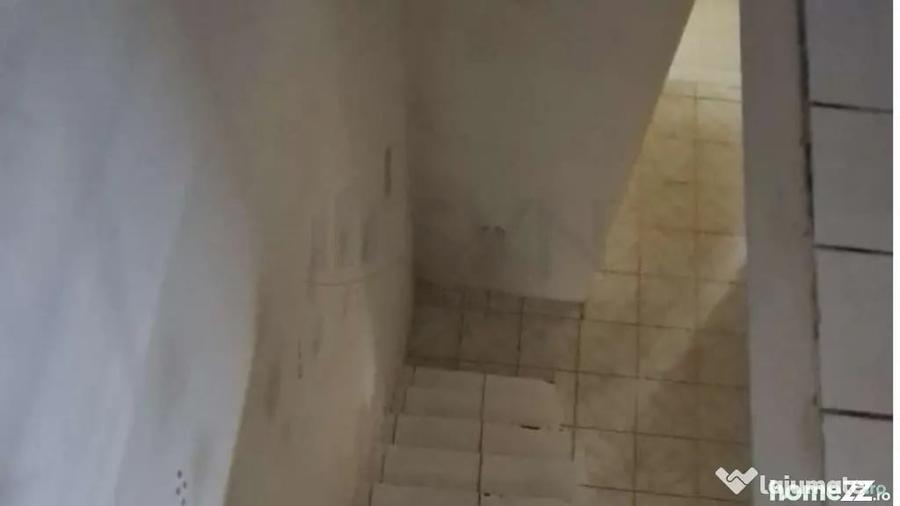 Casă cu 5 camere cu Teren 625 Mp în Tâncăbești