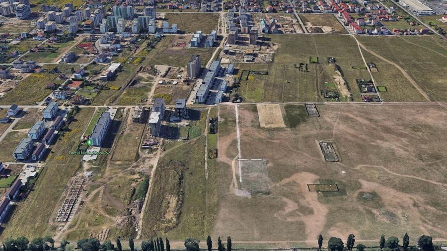 Teren Construcții intravilan de 7500 mp, în Tractorul