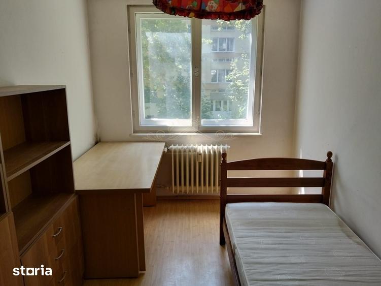 Vind apartament 3 camere in Gheorgheni . - 2