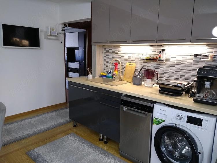 Apartament cu 2 camere decomandat în Petros
