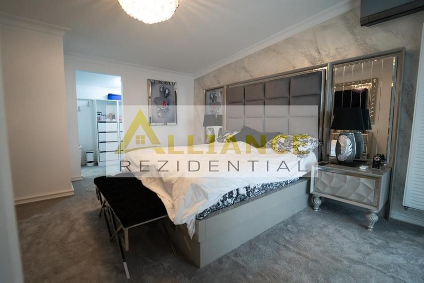 Casă individuală cu 7 camere cu Canalizare în Berceni