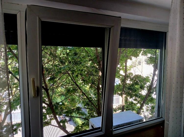 Apartament cu 2 camere decomandat, mobilat în Casa de Cultură