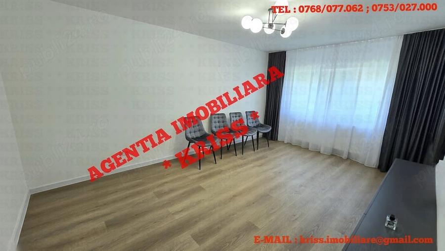 Apartament cu 3 camere decomandat în Teilor