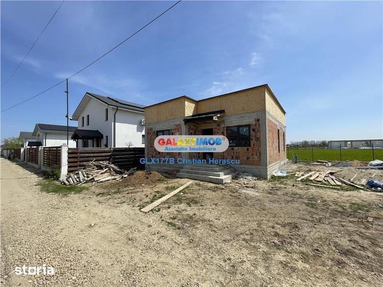 Casă cu 3 camere cu Teren 400 Mp în Crevedia