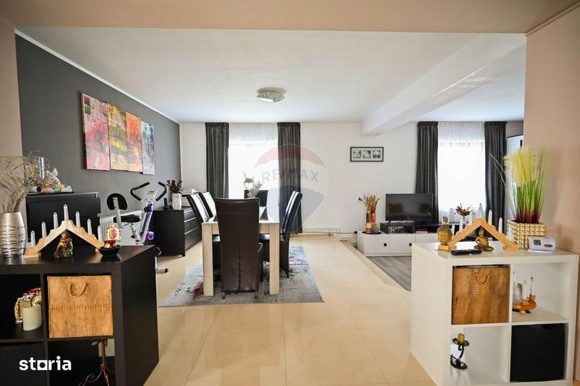 Casă cu 4 camere în Băltița