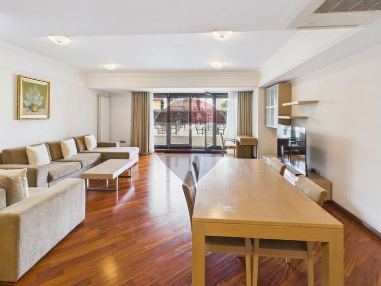 Apartament cu 2 camere decomandat, mobilat în P-ța Romană